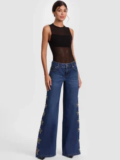 AMAZING EMBELLISHED JEAN