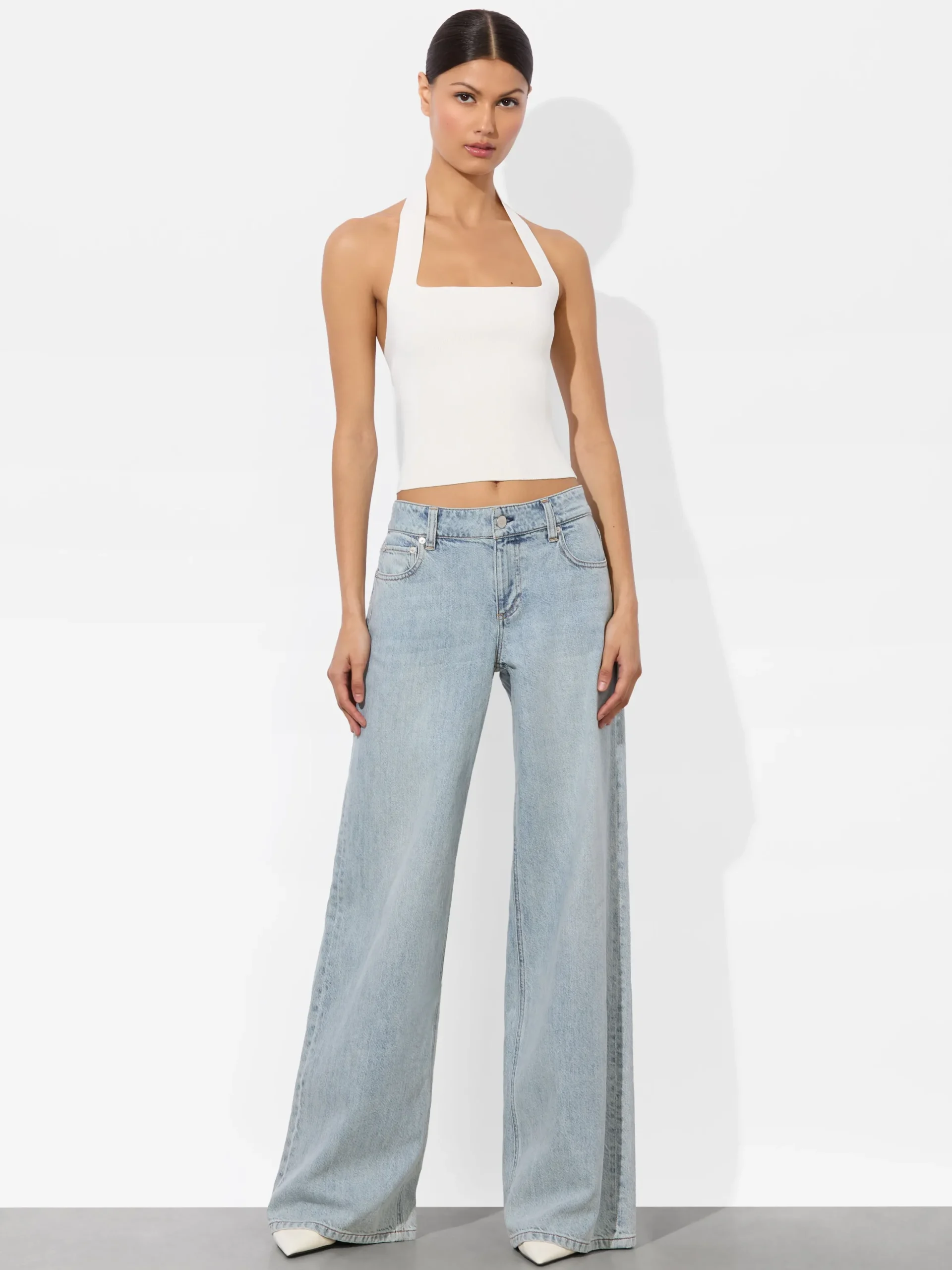 AMAZING JEAN