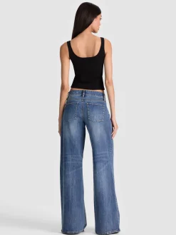 AMAZING JEAN