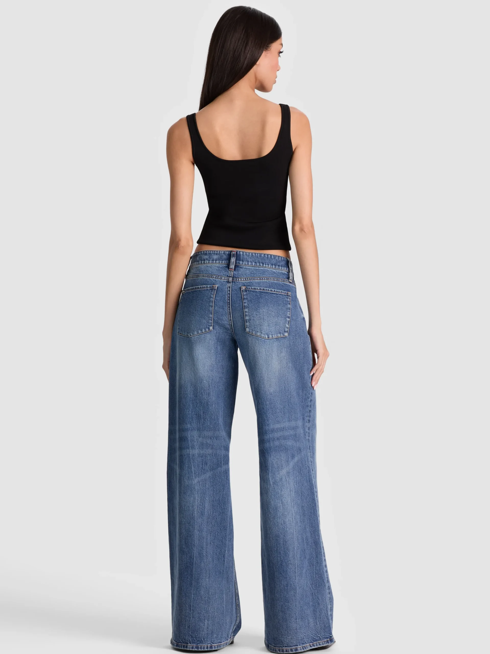 AMAZING JEAN