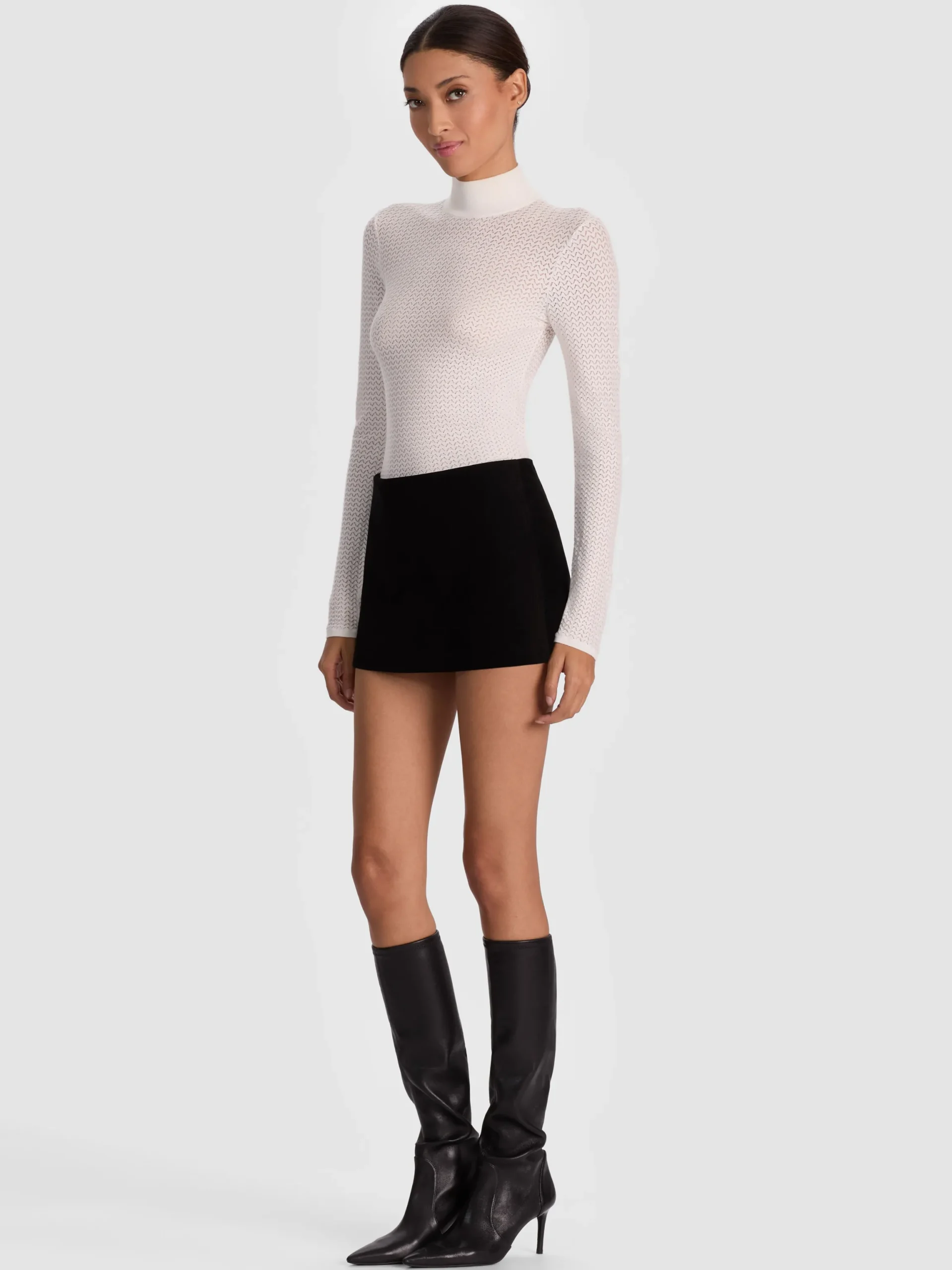 LANIE POINTELLE PULLOVER